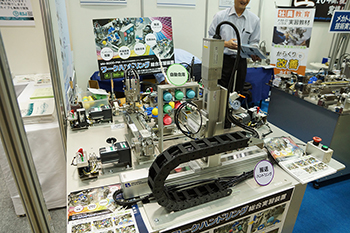 2013国際ロボット展メカトロ教材出展報告